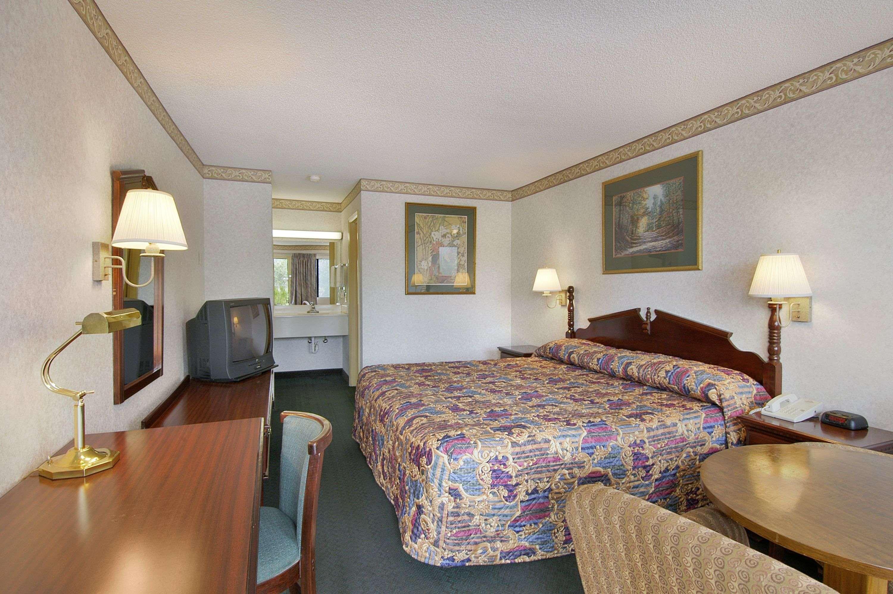 Days Inn By Wyndham Cartersville Esterno foto