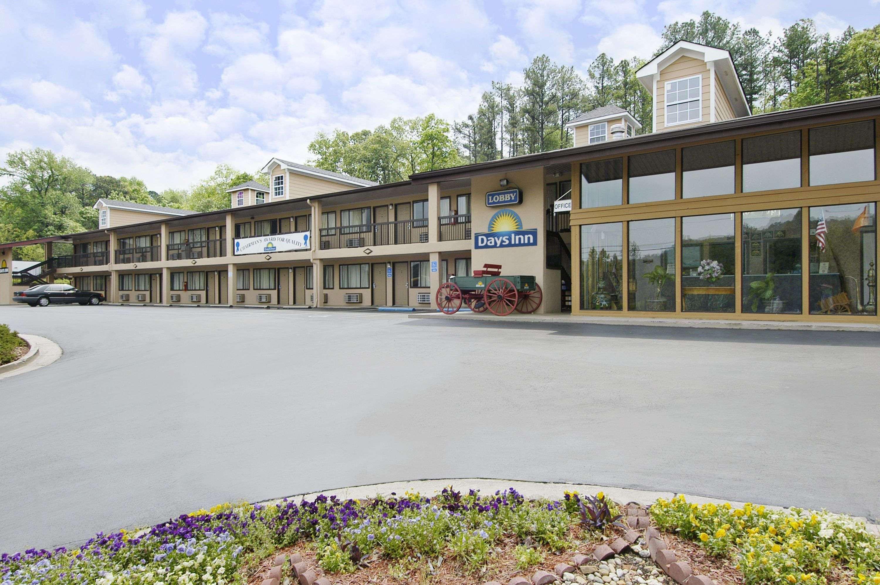 Days Inn By Wyndham Cartersville Esterno foto