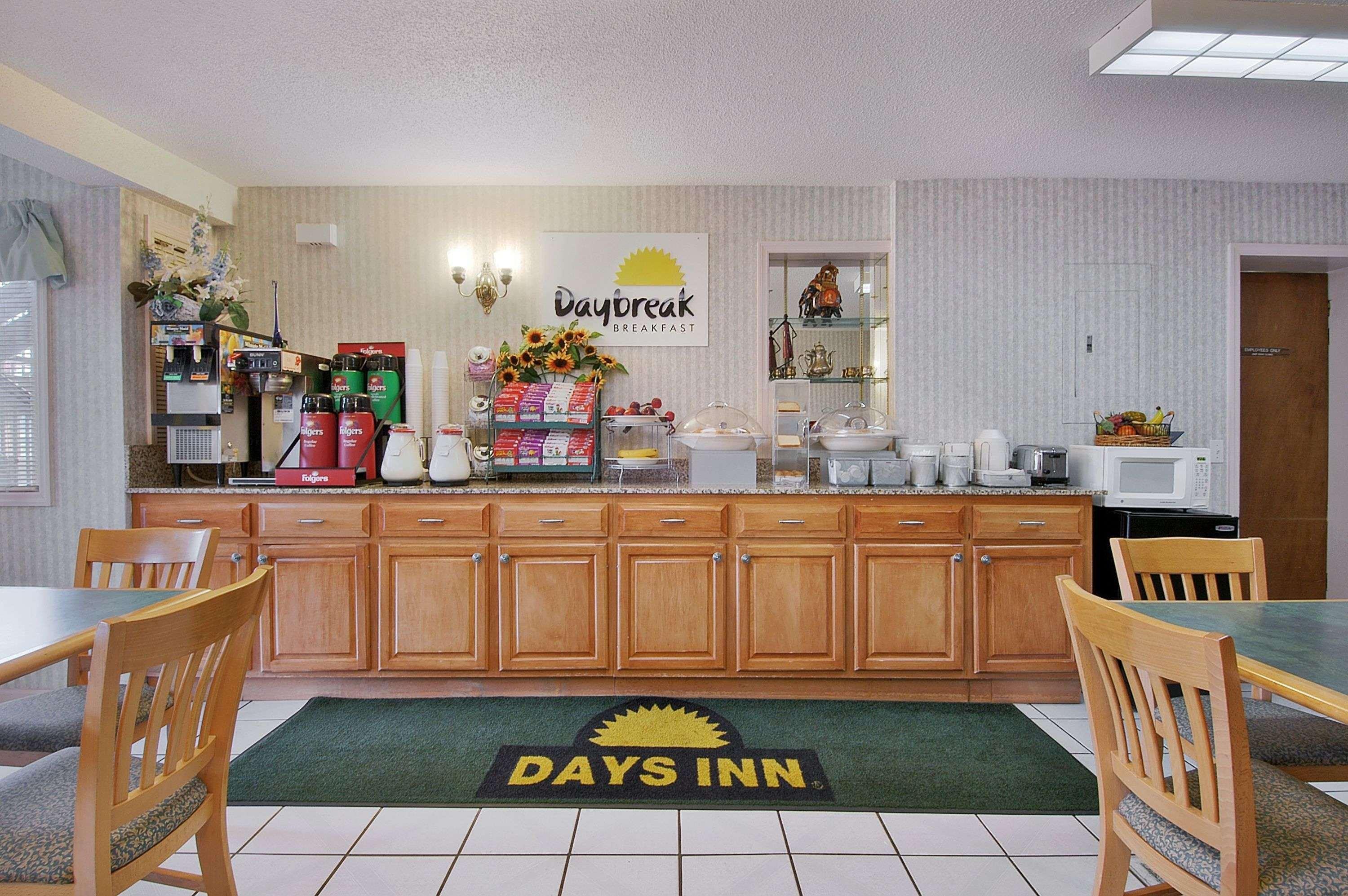 Days Inn By Wyndham Cartersville Esterno foto